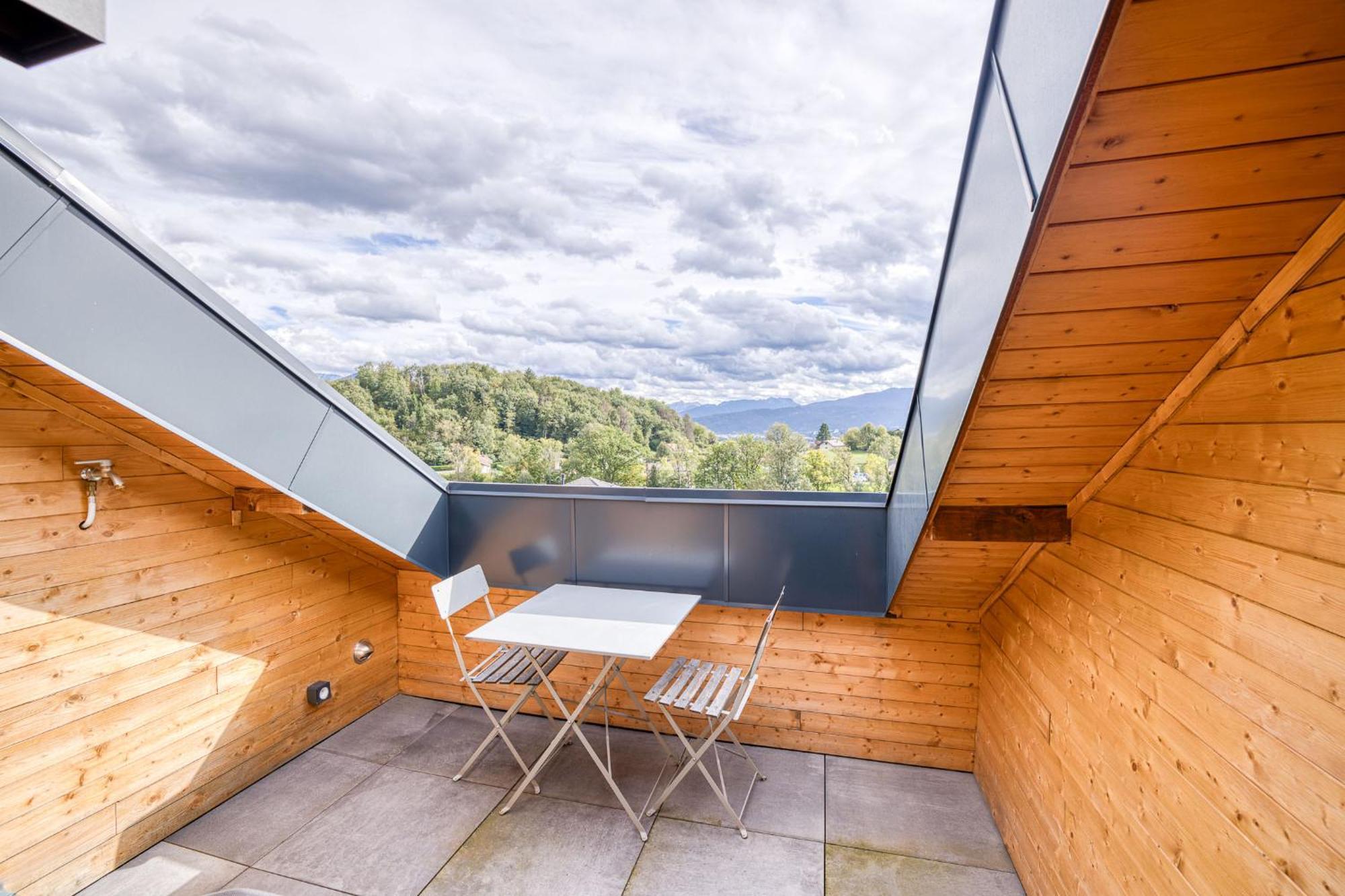 Le Chamois: Charming Chalet-Style Duplex with Mountain Views Epagny Metz-Tessy Exterior photo
